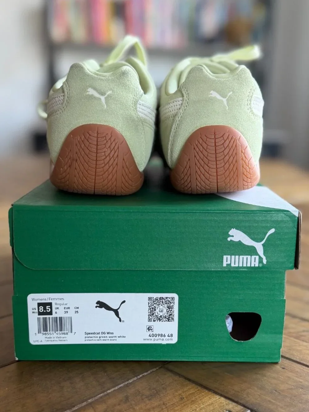 PUMA SPEEDCAT OG IN PISTACHIO GREEN SUEDE SIZE US WOMEN'S 8.5